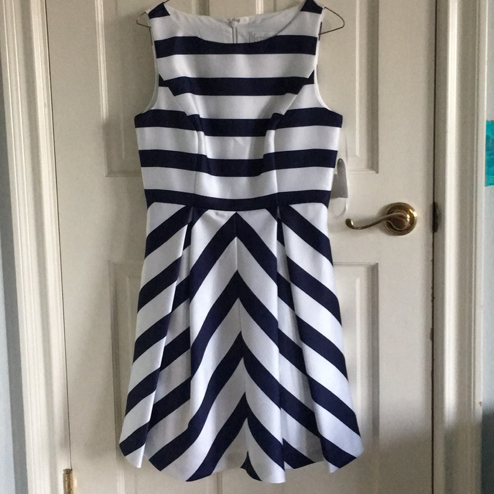 Jessica Simpson dress